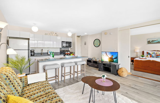 Mountain View Condo with King or Queen Bed and Parking - Photo 151