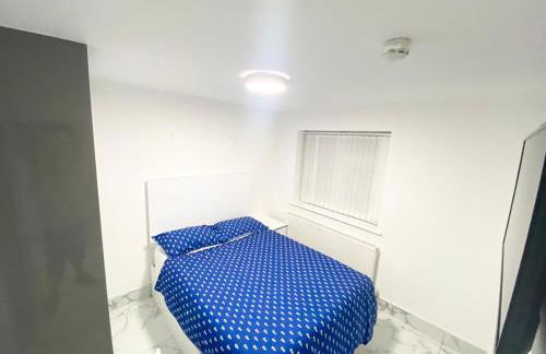 THE ROYAL BOUTIQUE REGENT LODGE by LONDON , SLEEP 8 - Foto 2