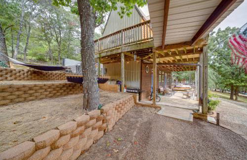 Lake Eufaula Cabin with Hot Tub and Large Deck - Foto 39