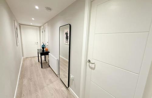 2-Bed Flat in Glasgow East End - Photo 16