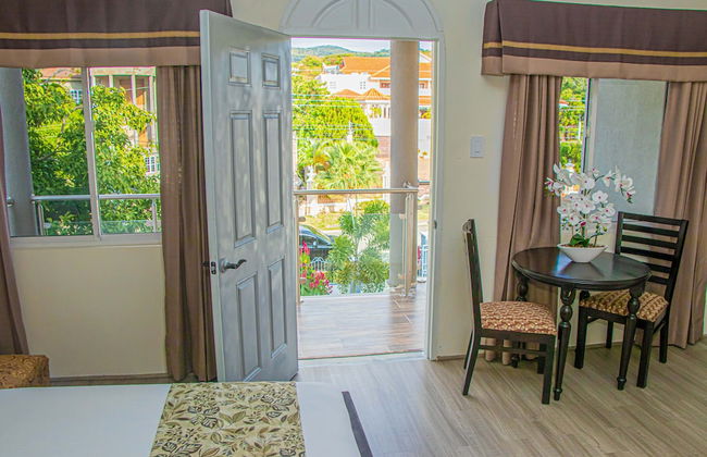 Crystal Jamaica Villa - Photo 8