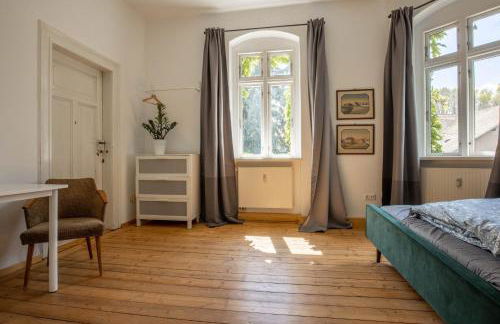 Zeitreise: Wohnen im Herrenhaus genau zw. L u. DD - Foto 4