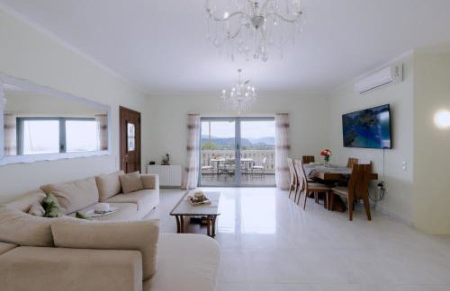 Βίλλα Πηνελόπη με πισίνα σε ιδιωτικό λόφο με θέα - Foto 11