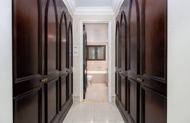 Lux BnB I Souk Al Bahar I Burj Khalifa Views - Photo 7