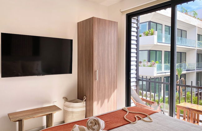 Urban Towers by Andiani Travel - Photo 8