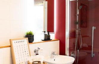 LuBu Stay Central, Cozy, with Workspace and Parking - Foto 4