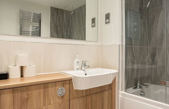 Comfy 2 Bedroom Apartment Near Edinburgh City Centre - Foto 16