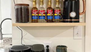 Modern 3 bedroom home downtown Forest city outstanding backyard, pet friendly - Foto 4