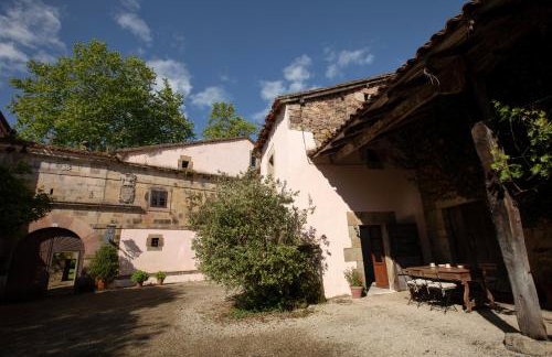 Chapel House of Palacio de Hualle near Comillas - Photo 17
