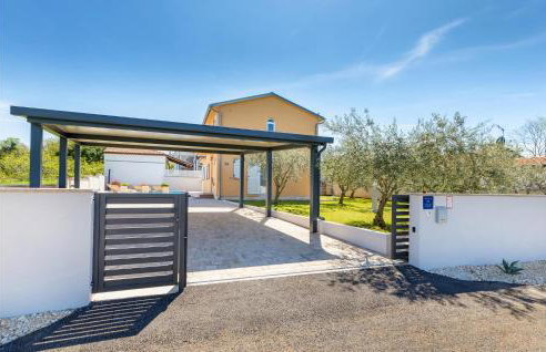 2 Bedroom Lovely Home In Musalez - Foto 13