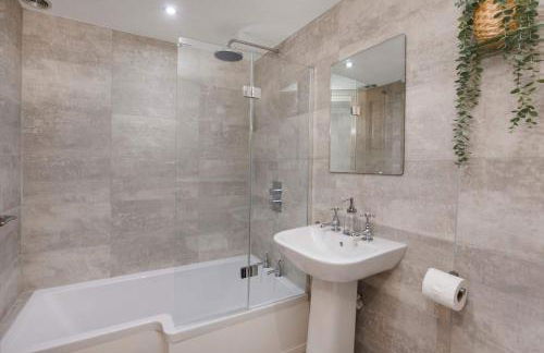 The Granville 4 bedroom house sleeps 7 - Foto 17