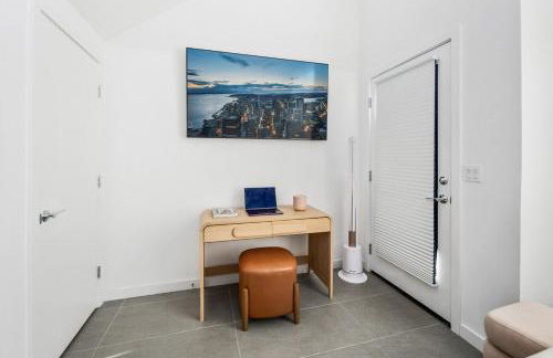 NEW! Central Ballard 3BR Townhome Fits 8 Free Parking AC Family Friendly - Foto 22