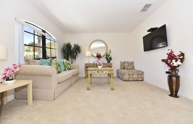 Beautiful 5 Bed Pool Game Room 5 Bedroom Home by RedAwning - Foto 9