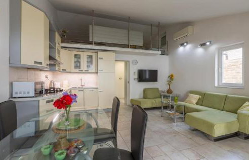 2 Bedroom Nice Home In Sveti Ivan - Foto 3