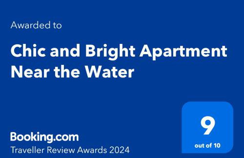 Chic and Bright Apartment Near the Water - Photo 41