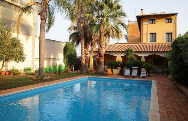 Pet-friendly Villa w/ Pool - Foto 25