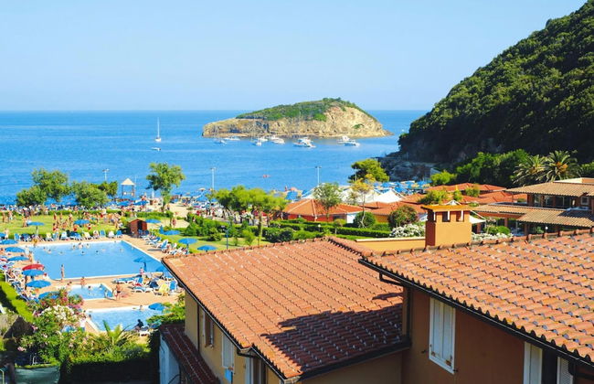 Ortano Mare Village in Rio Marina - Foto 1