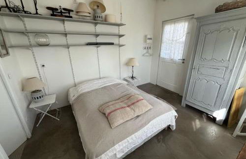 Unique Family House Steps from Port Miquel Beach - Foto 25