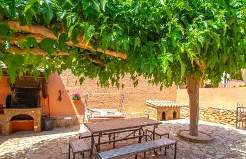 Beautiful villa with a pool - Foto 22