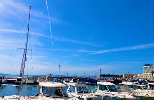 True Colors Apartments Split - Photo 30