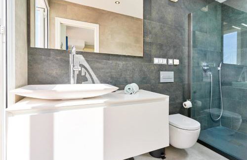 Stunning sea views pool garden - Foto 17