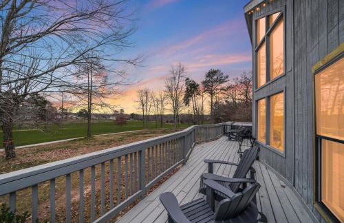 King Beds with Hot Tub Arcade & Golf Course View - Foto 44