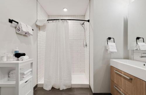 Experience Downtown Chicago at Millennium - Luxury Apartments in The Loop - Photo 74