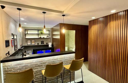 Flat confortável, a 200 metros da praia com estacionamento - Foto 29