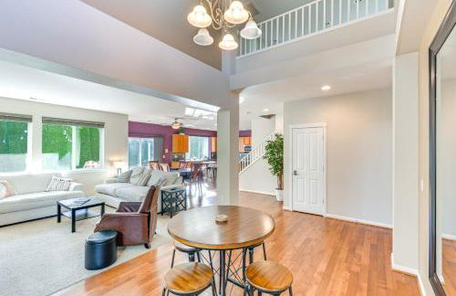 Spacious Kent Home Near SeaTac Airport with Patio - Foto 1