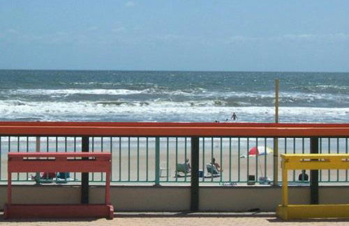 Beach Condo with Pool & Tiki Bar! - Foto 50