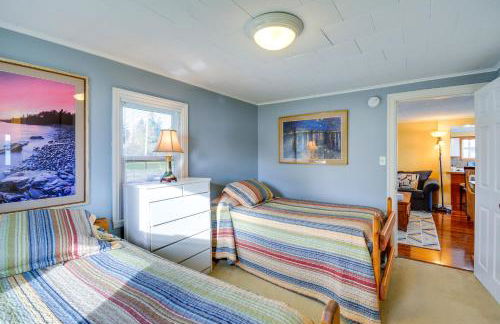 Bayfront Port Hadlock Retreat with Grill and Deck! - Foto 19