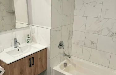 Luxury Stay for NYC visit Jersey City 7 Min Walk NYC Train Station - Foto 13