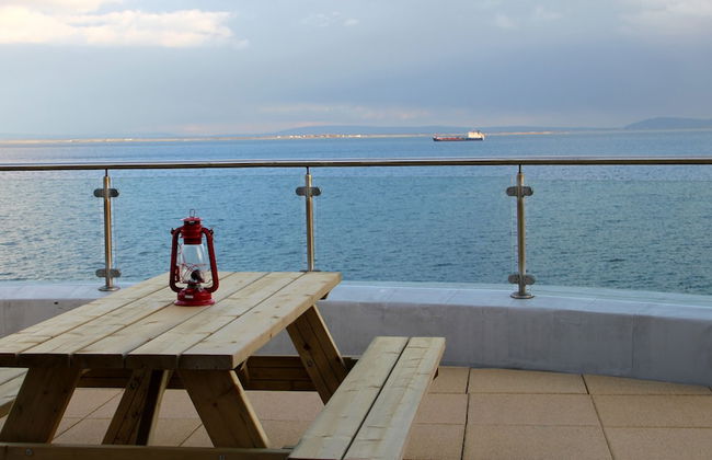 Galway Bay Sea View Apartments - Photo 1