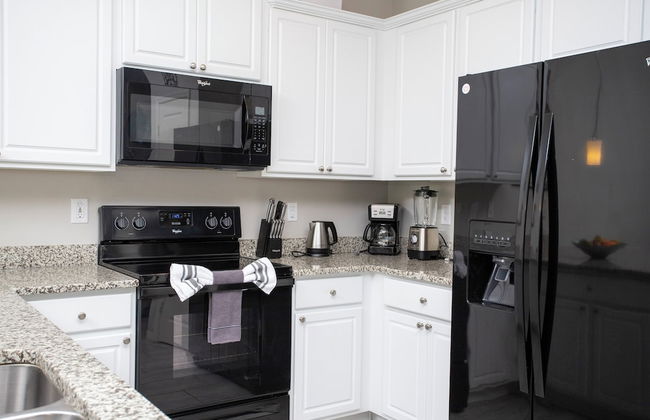 Family Friendly 4 Bedroom Close to Disney in Compass Bay Resort 5108 - Foto 8