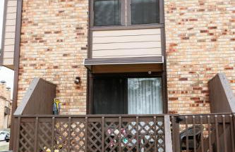 Rest Easy Retreat - 2BR Near SHSU - Pool - WiFi - Free Parking - Foto 25