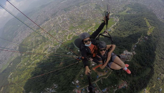 Explorando o céu de Pokhara