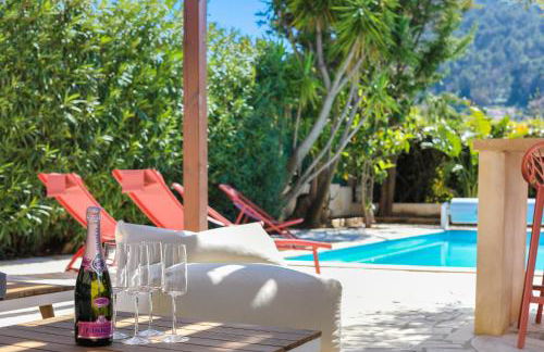 Villa Moderne avec Piscine Privée - Foto 25