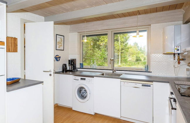 Swanky Seaside Holiday Home in Fur near Sea - Foto 7