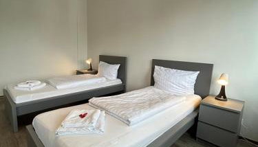 BoLA 11 Monteurzimmer Hamburg Nord Bad & Küche extern - Foto 2