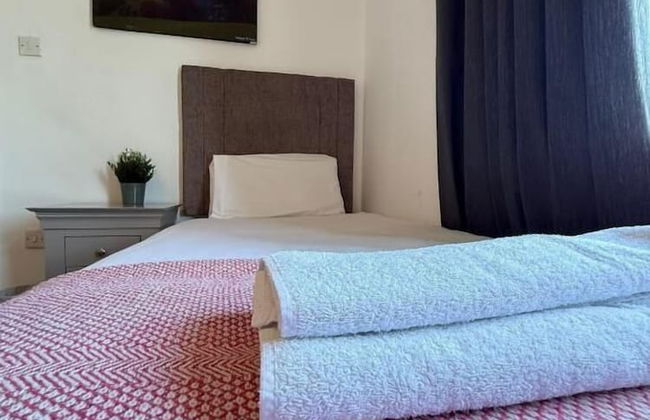 Newcastle Townhouse - Photo 17