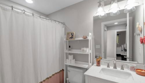 Charming Pet Friendly Concord Retreat home - Foto 5