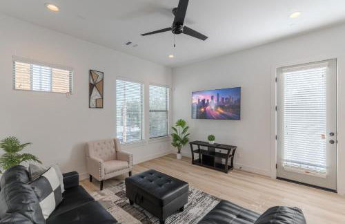 Luxury Charming 3BR 3Bath Free Wi-FI 8 Guests, Gated Home, Houston Downtown - Photo 14