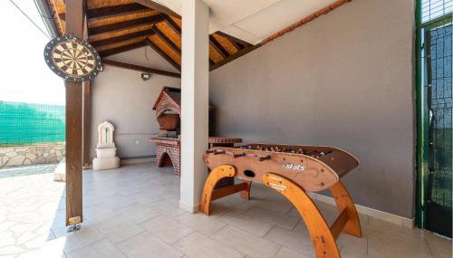 Four-Bedroom Holiday Home In Islam Latinski - Foto 5