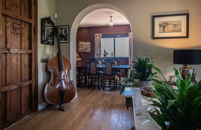 Luxury Villa - Sleeps up to 8 & Infinity Pool - Photo 19