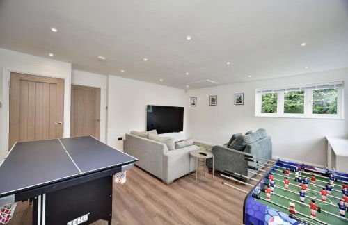 Luxury 5-Bed Country House with Hot Tub, Views & Games Room, Sleeps 12 - Kent Downs - Foto 20