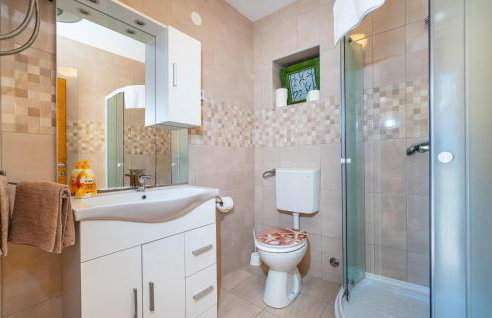 4 Bedroom Amazing Home In Benkovac - Foto 34