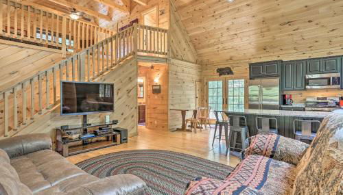 Palmerton Cabin with Game Room about 5 Mi to Blue Mtn - Foto 3