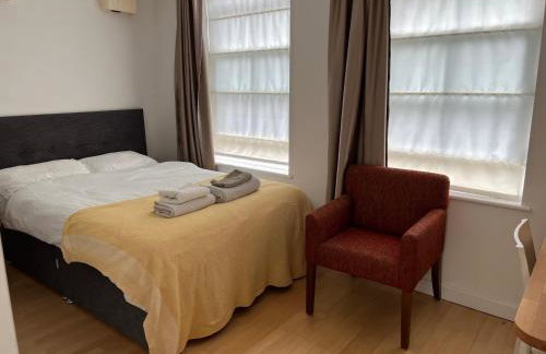 300m to Fitzwilliam museum 3 en-suites double bedroom Victoria house - Foto 16