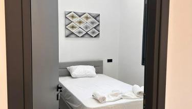 Helios 2 - Photo 2