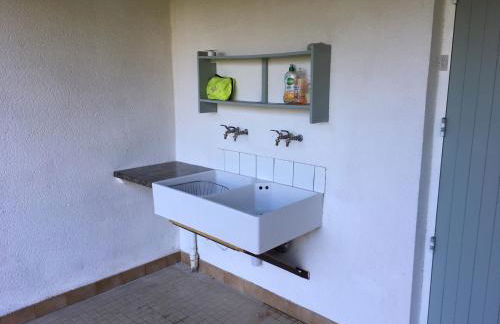 Charming 2-Bed Cabin in Domfront-en-Poiraie - Foto 14